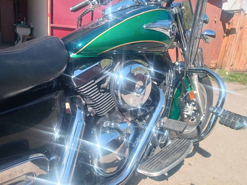 Kawasaki vn 1500 tourer (nomad)