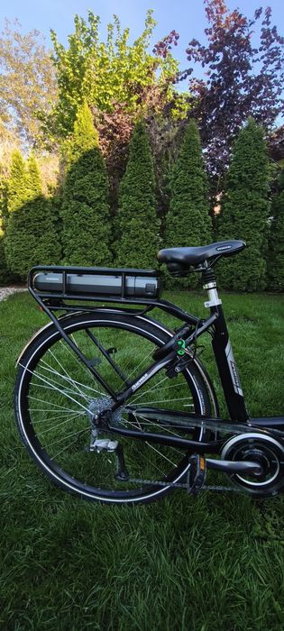 Holenderski rower elektryczny ICYCLE SPORTIVE. Komfort, moc i dynamiczna jazda w jednym.