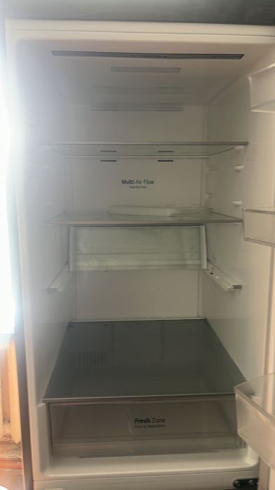 Продается холодильник Lg,в хорошем состоянии ,срочно!!!