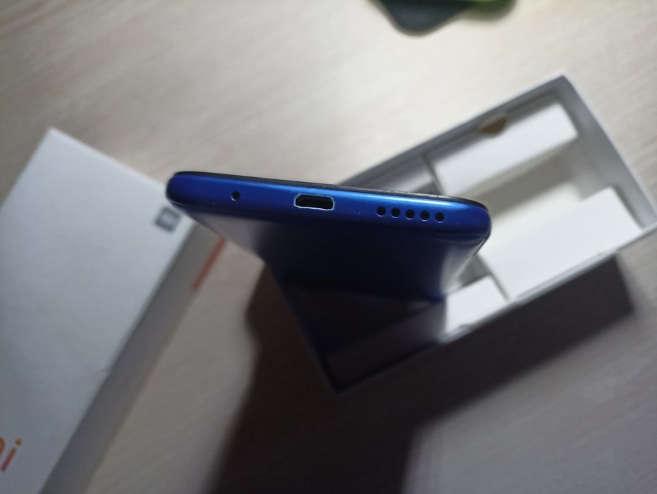 Телефон Redmi Go 1/16