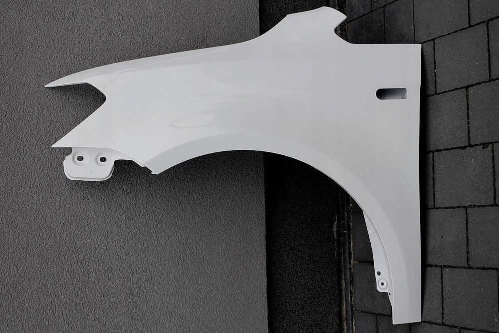 błotnik lewy przedni volkswagen vw caddy 2k lift 15-20 kolor biały lb9a