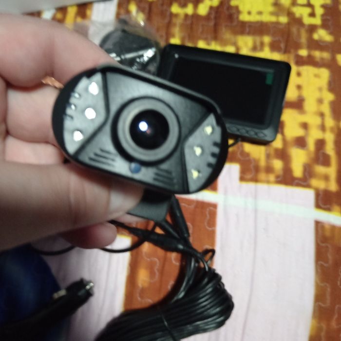 Монитор с камерой заднего вида  Tomoia T1