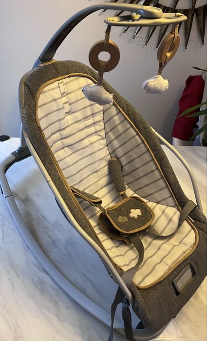 Cadeira/Baloiço como nova 30€