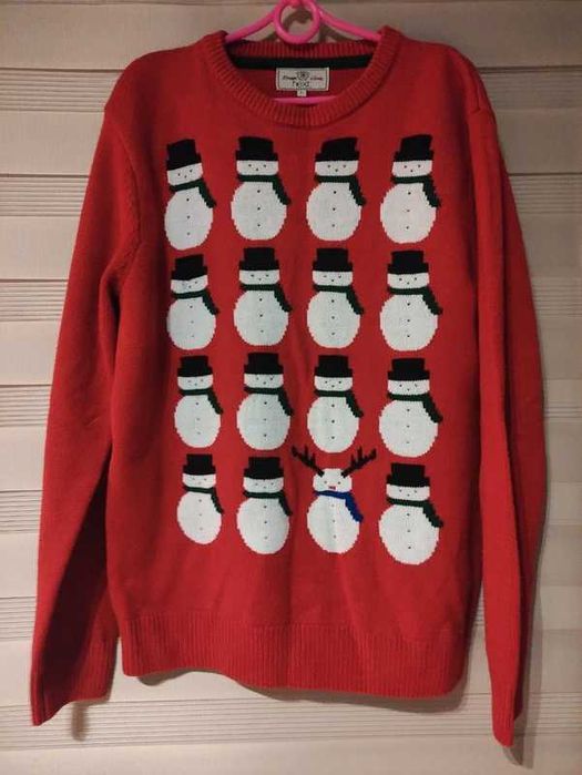 Czerwony sweter świąteczny z bałwankami Next