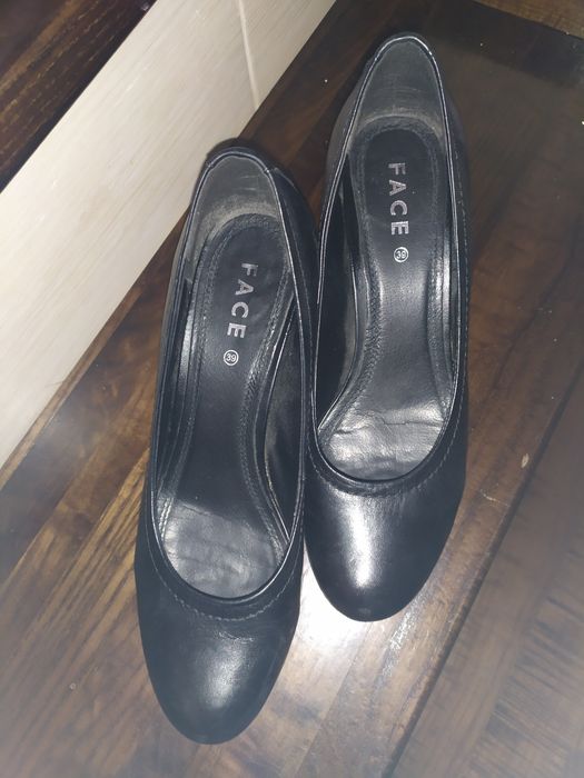 Buty, obcas, czarne, skóra, rozm. 39