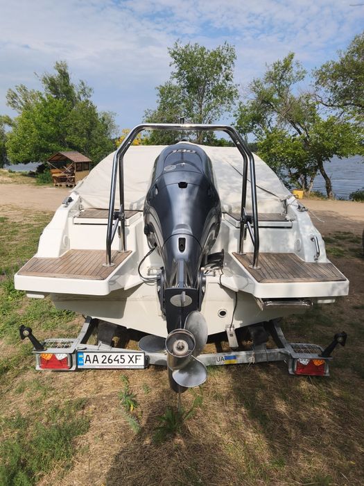 Катер каютний Yamarin 63 DC,