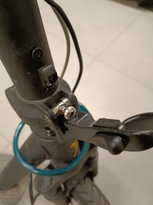 Hulajnoga elektryczna Jeep