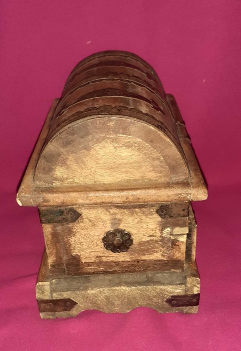 Baú/Guarda-Joias em Madeira