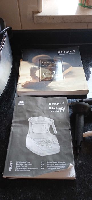 Robot cozinha Ariston Hotpoint