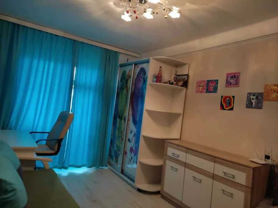 Оренда 2-кімнатної квартири на Лісовому масиві, метро 10 хв.