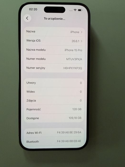 Iphone 15 pro , stan bardoz dorby