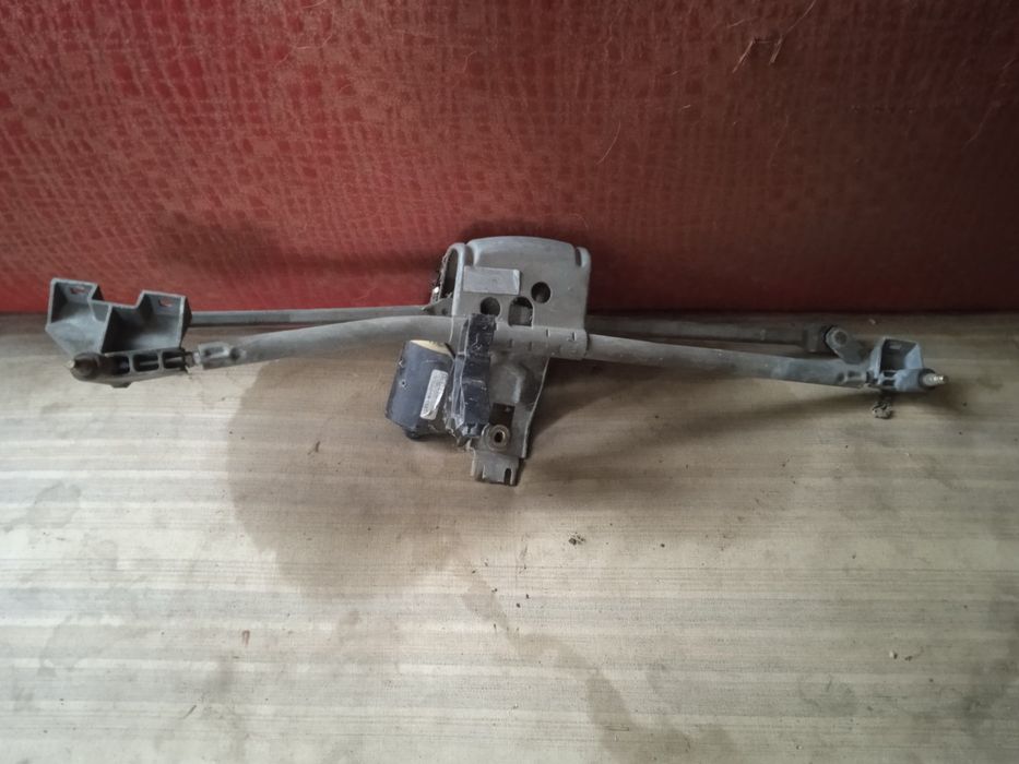 Електросклопідйомники передні та трапеція двірників Ауди а6с4