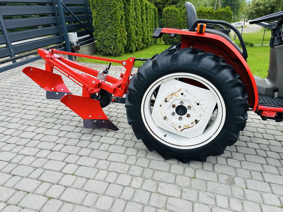 Traktor Yanmar 200 - 4x4 20 km  wspomaganie jak Iseki Kubota