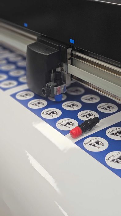 Selling 1300mm Graphtec CE7000 Cutting Plotter64584258496386124