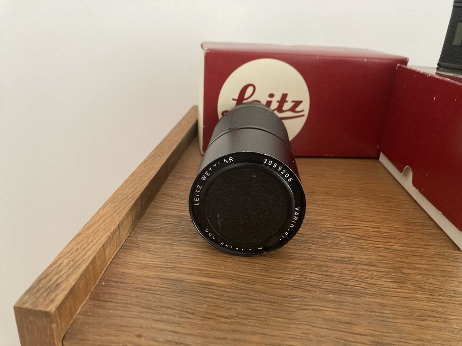 Leica r3 z objektywem VARIO-ELMAR-R 1:4,5 / 75-200mm