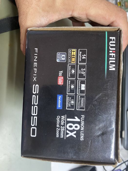 Maquina fotografica s2950 FINEPIX