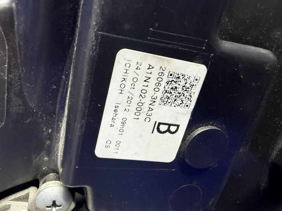 LAMPA lewa przednia NISSAN LEAF I lewy przód OEM 26060-3NA3C