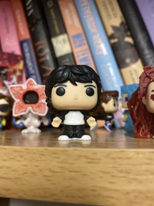 Продам фігурку Майк Дивні Дива