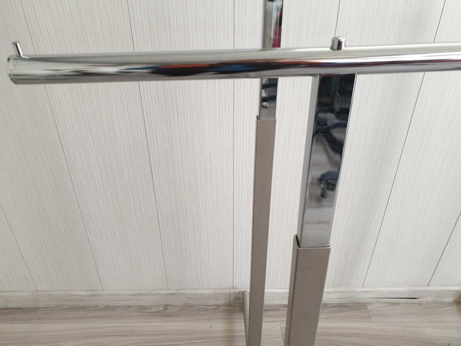 wieszak półka regulowany sklepowy niklowany solidny