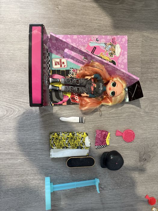 Оригінальна лялька