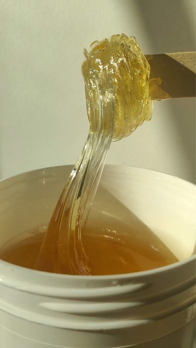 Воскова та цукрова депіляція