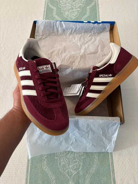 Buty damskieTrampki Adidas Handball Spezial R.37