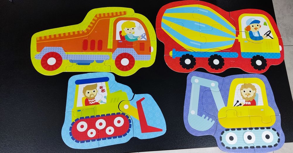 Puzzle CzuCzu pojazdy budowlane i Układanka Piżamki