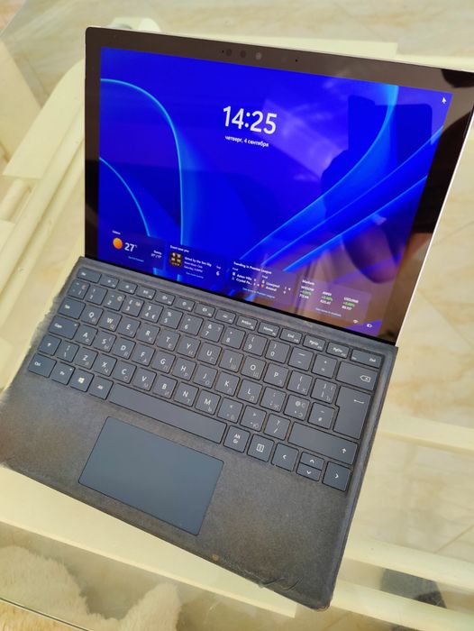 Microsoft Surfac 8/128 б.у рабочий