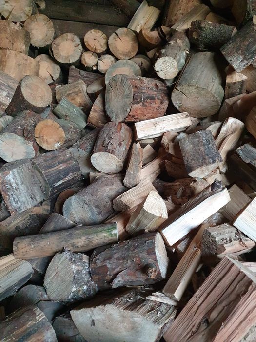 Drewno opałowe suche