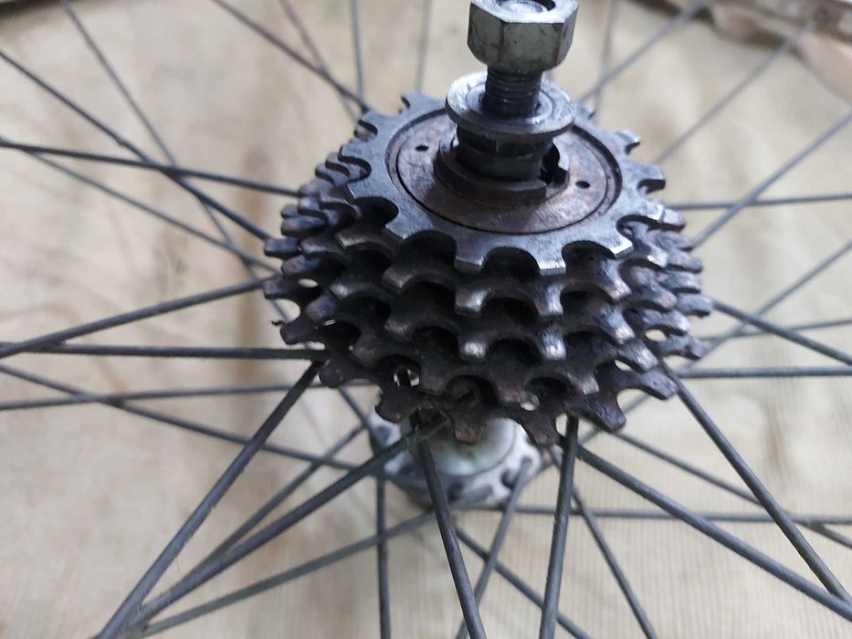 Rodas estrada 700x25 com pneus