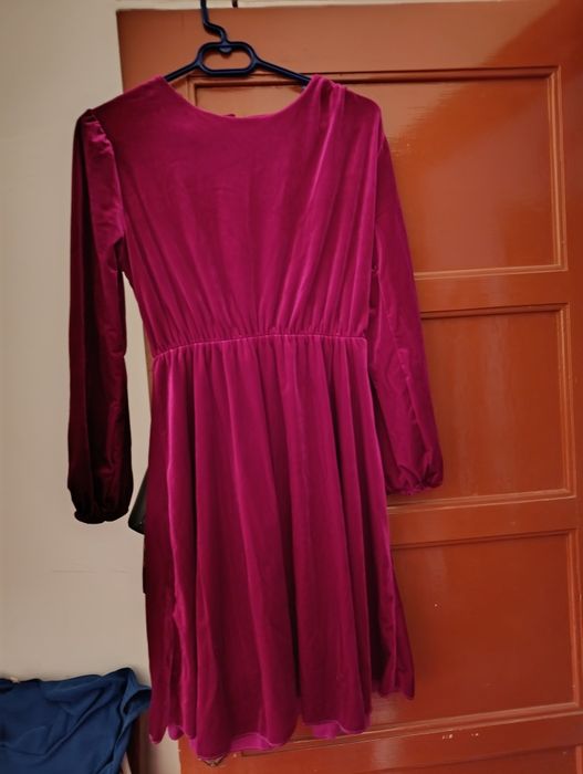 Vendo vestido de senhora