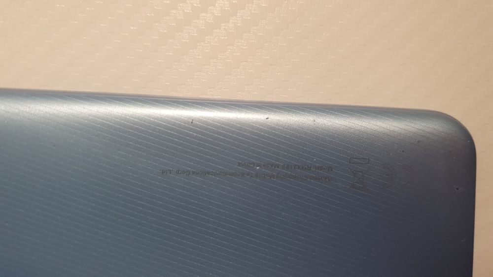 Realme 7i como novo/pouco usado e 2 películas para o telemóvel