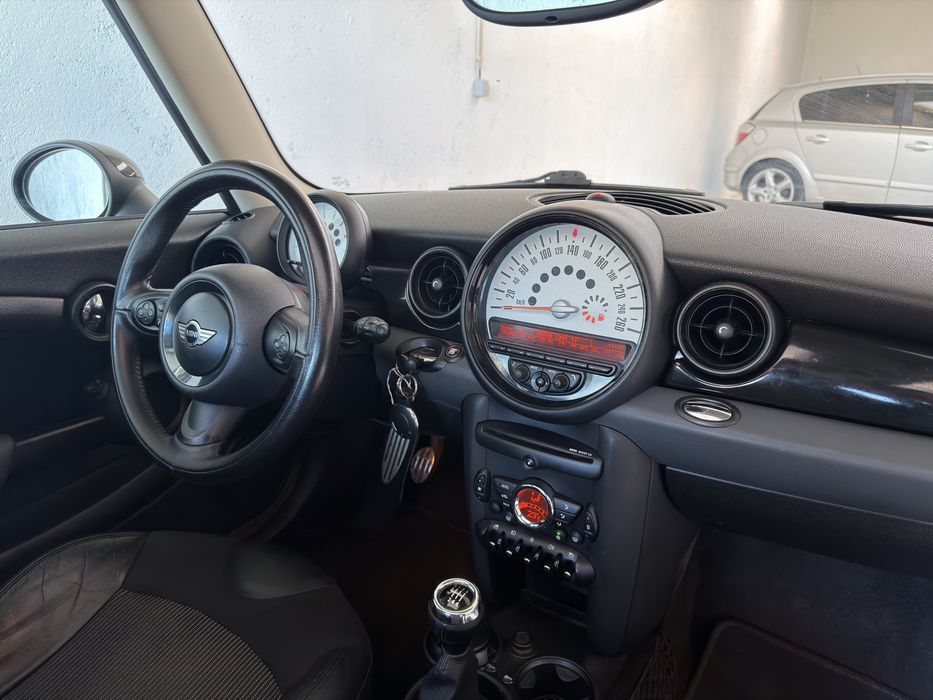Mini Cooper D Full JCW - Desde 143€ Mês