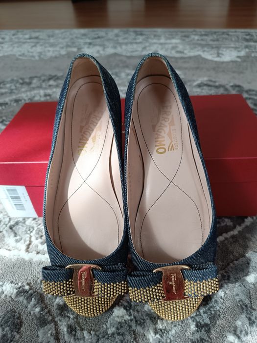 Мокасини, балетки, кеди