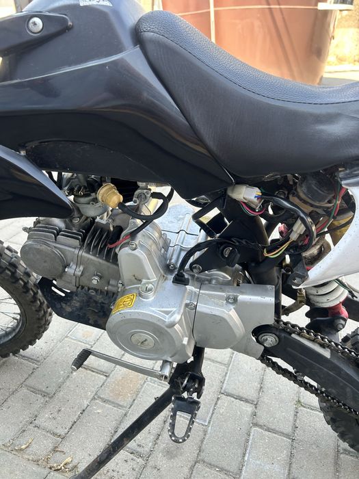 Продам питбайк 125