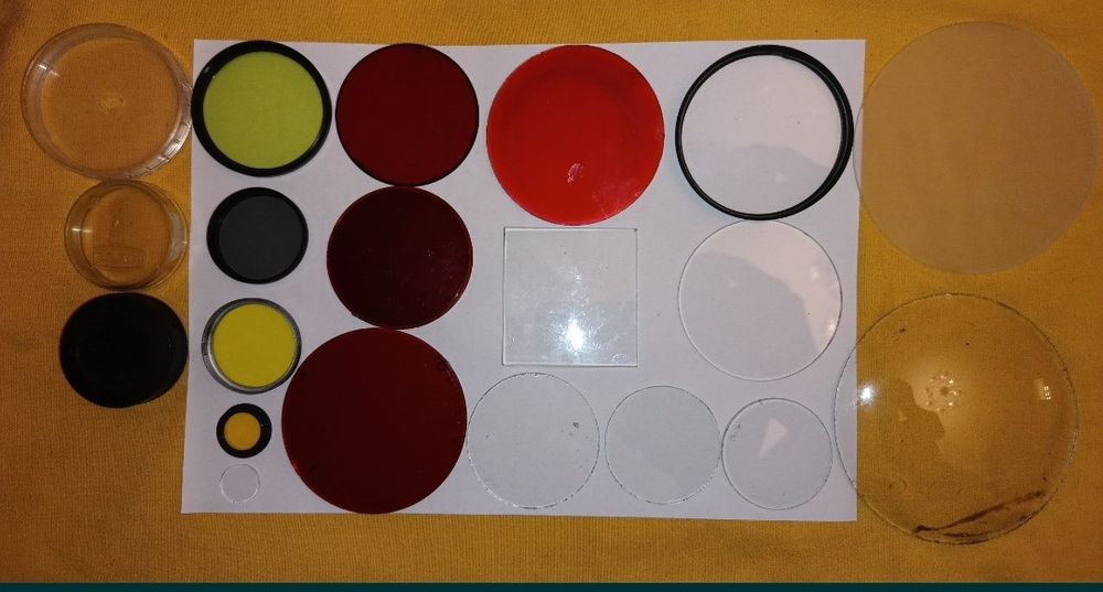 Светофильтр для объектива фотоаппарата.