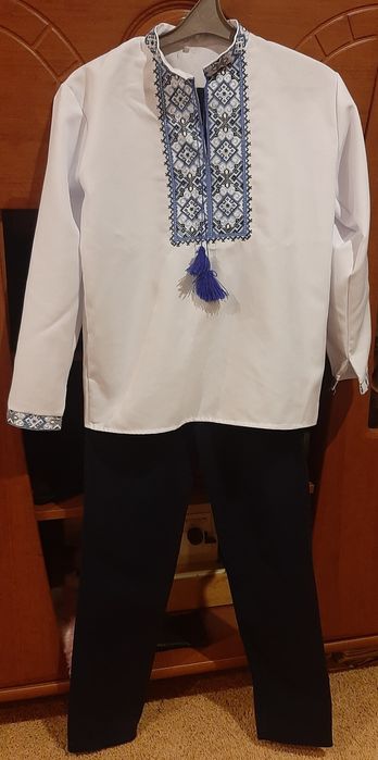 Вишивка з штанами для хлопця 11-12р
