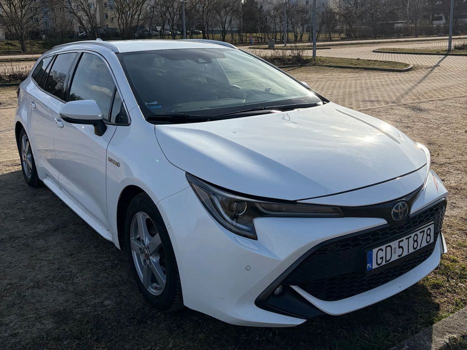 Toyota Corolla LPG Hybrid 2021 bogate wyposażenie