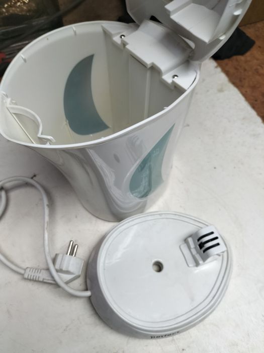 Elektryczny podgrzewacz wody czajnik bezprzewodowy+++