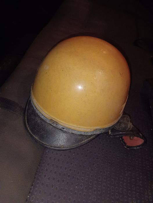 Capacete penico fabrico português dos primeiros com  amolgacao