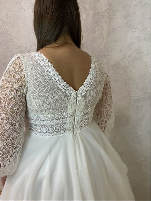 Весільна сукня...