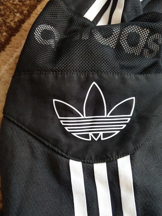 bluza crewnewck adidas originals central haft logo(unisex)