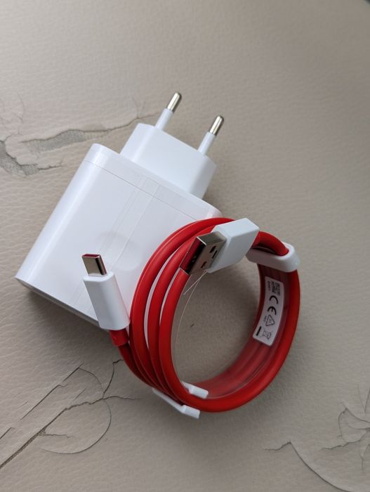 Продам Швидкісний зарядний пристрій Oneplus,Realme 100W. SuperVooc