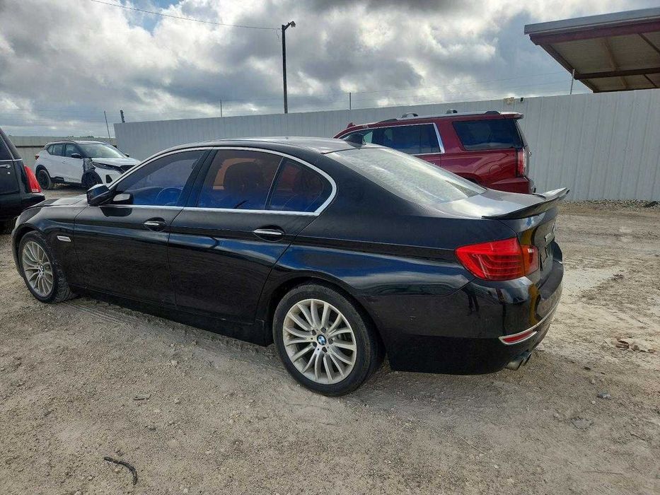 Бампер BMW F10 Розборка БМВ Ф10 на запчастини BMW F10  475 колір