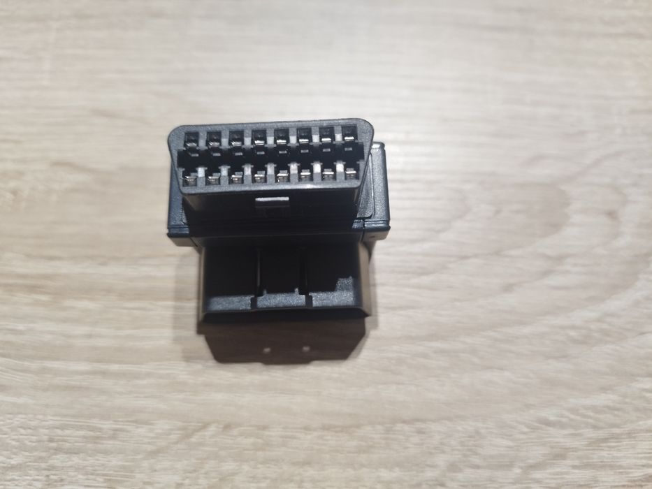 Adapter rozdzielacza kabla diagnostycznegou