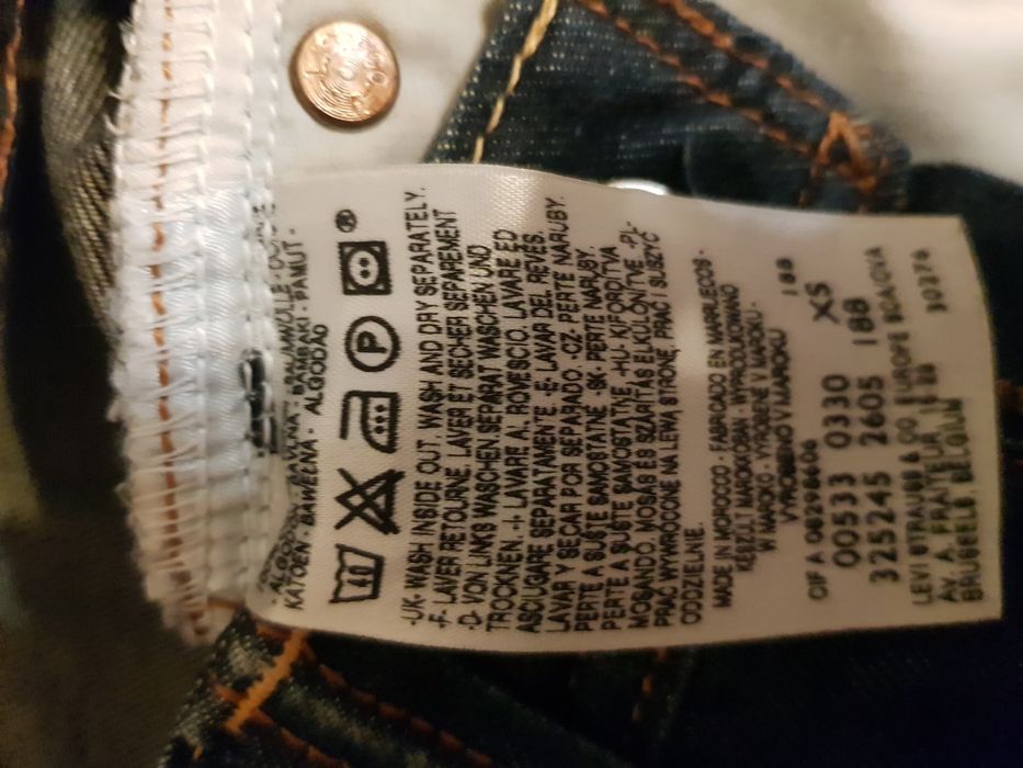 Levis roz. xs ołówkowa