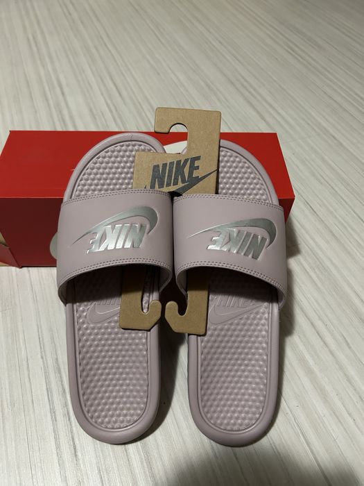 Шлепанцы спортивные NIKE BENASSI