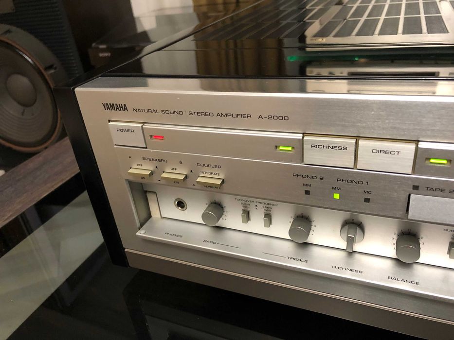 Усилитель YAMAHA A-2000