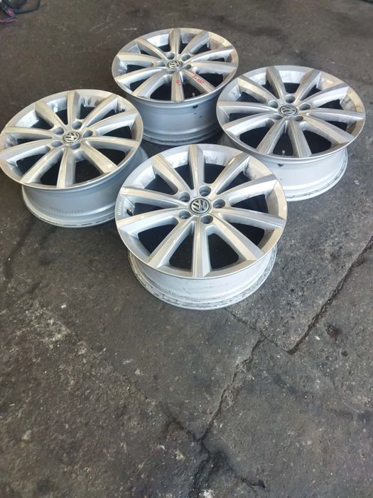Felgi aluminiowe Volkswagen Polo 6R 5x100 6J ET45 rozmiar 16 komplet felg Polo V