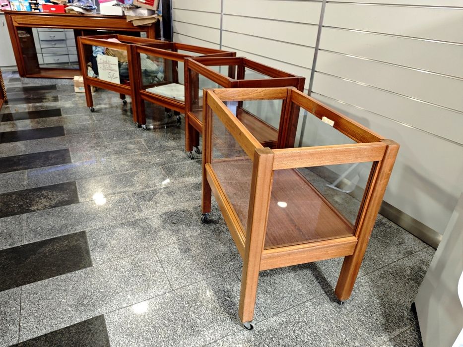 Balcões e Móveis Comerciais – Fundão – Excelente Estado